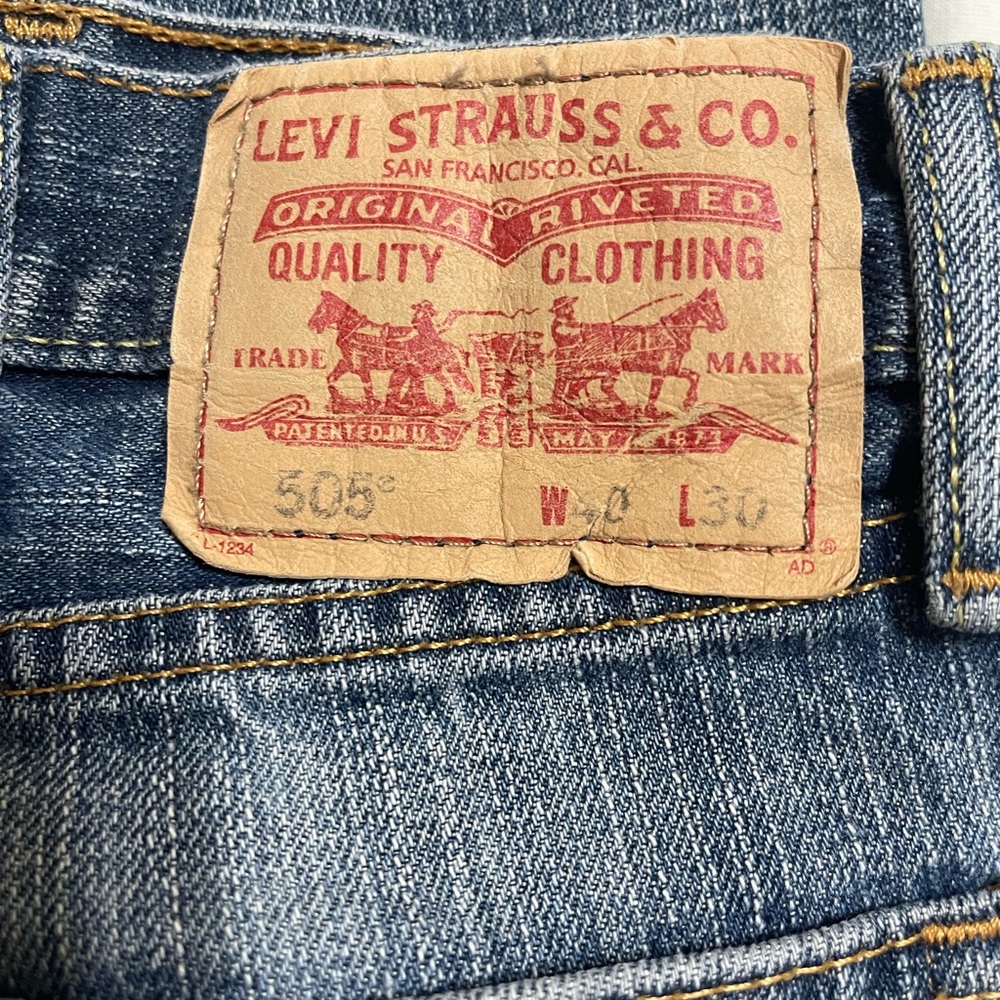 Levi’s 505 Jeans